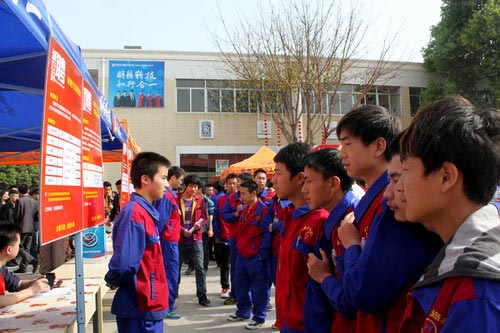 車(chē)企人才需求旺 行業(yè)現(xiàn)人才搶購(gòu)潮