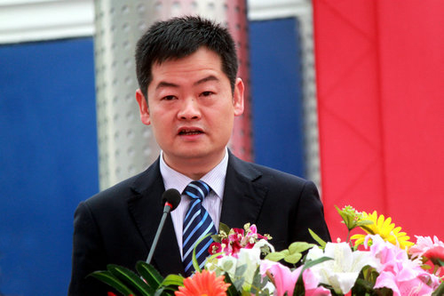 成都萬通汽車學校校長:李迎春