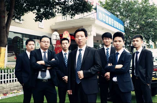 專業(yè)技術(shù)人才就業(yè)機(jī)會(huì)多 職業(yè)教育順勢(shì)升溫
