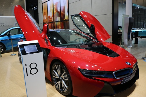 FH܇չ¿BMWI8