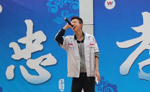 迎新晚會(huì)彩排現(xiàn)場(chǎng)