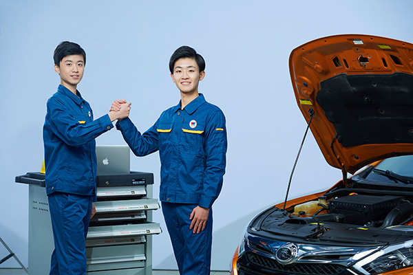 成都萬通汽車檢測與運營專業