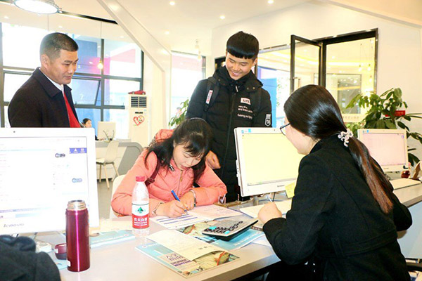 選擇熱門專業 爭做汽車技能人才 2019