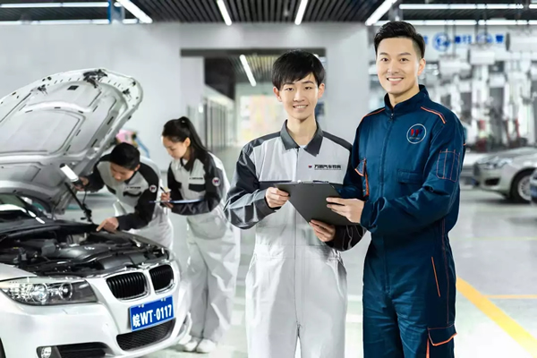 成都萬通汽車學校